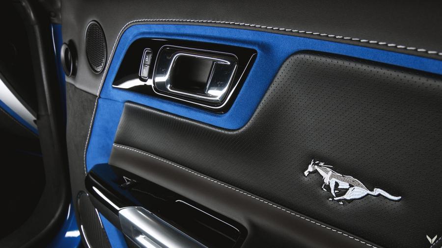 Детали интерьера Ford Mustang GT Convertible by Vilner 2018 года  (фото 14 из 17)
